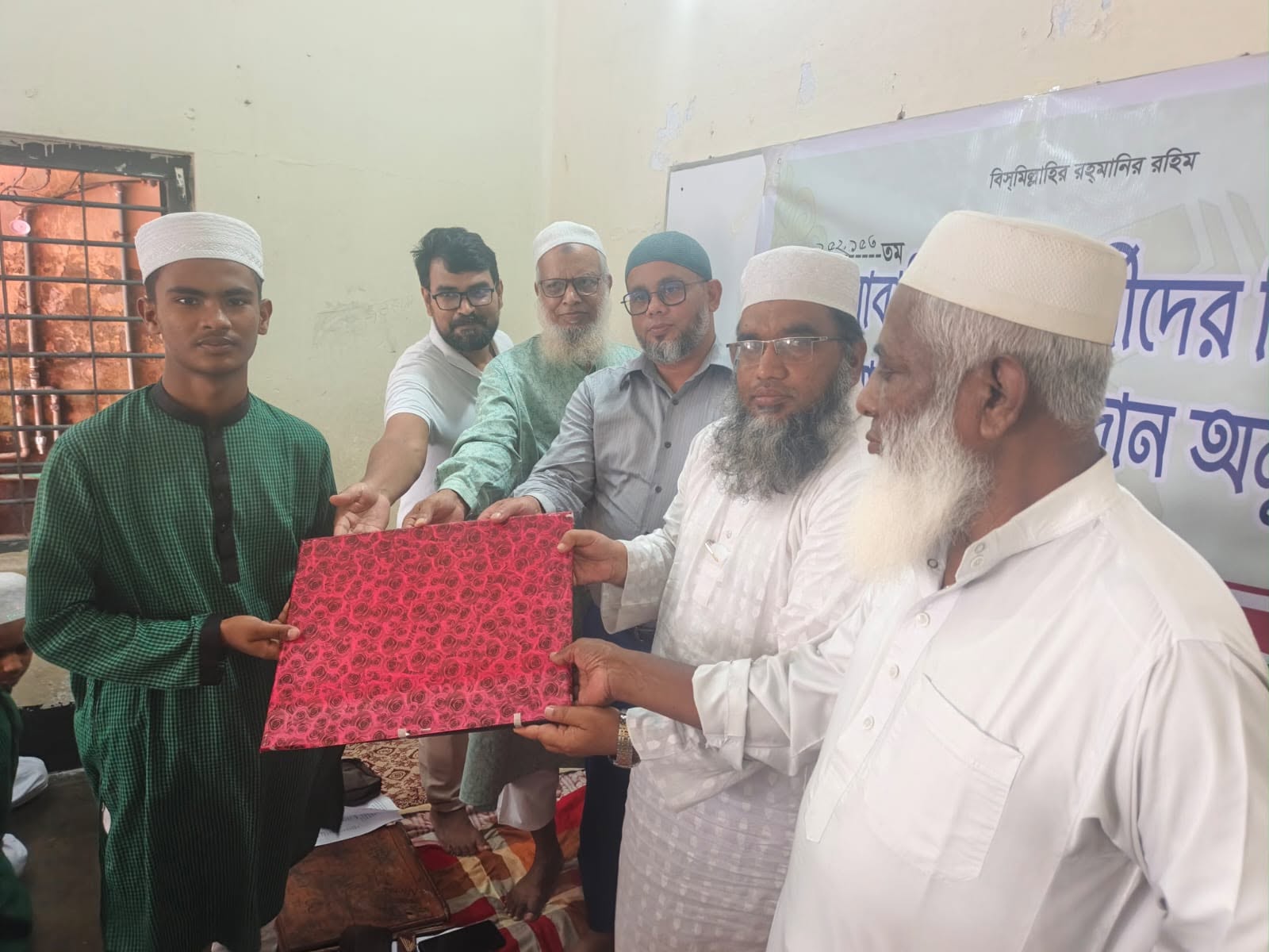গ্যালারি ছবি ৭